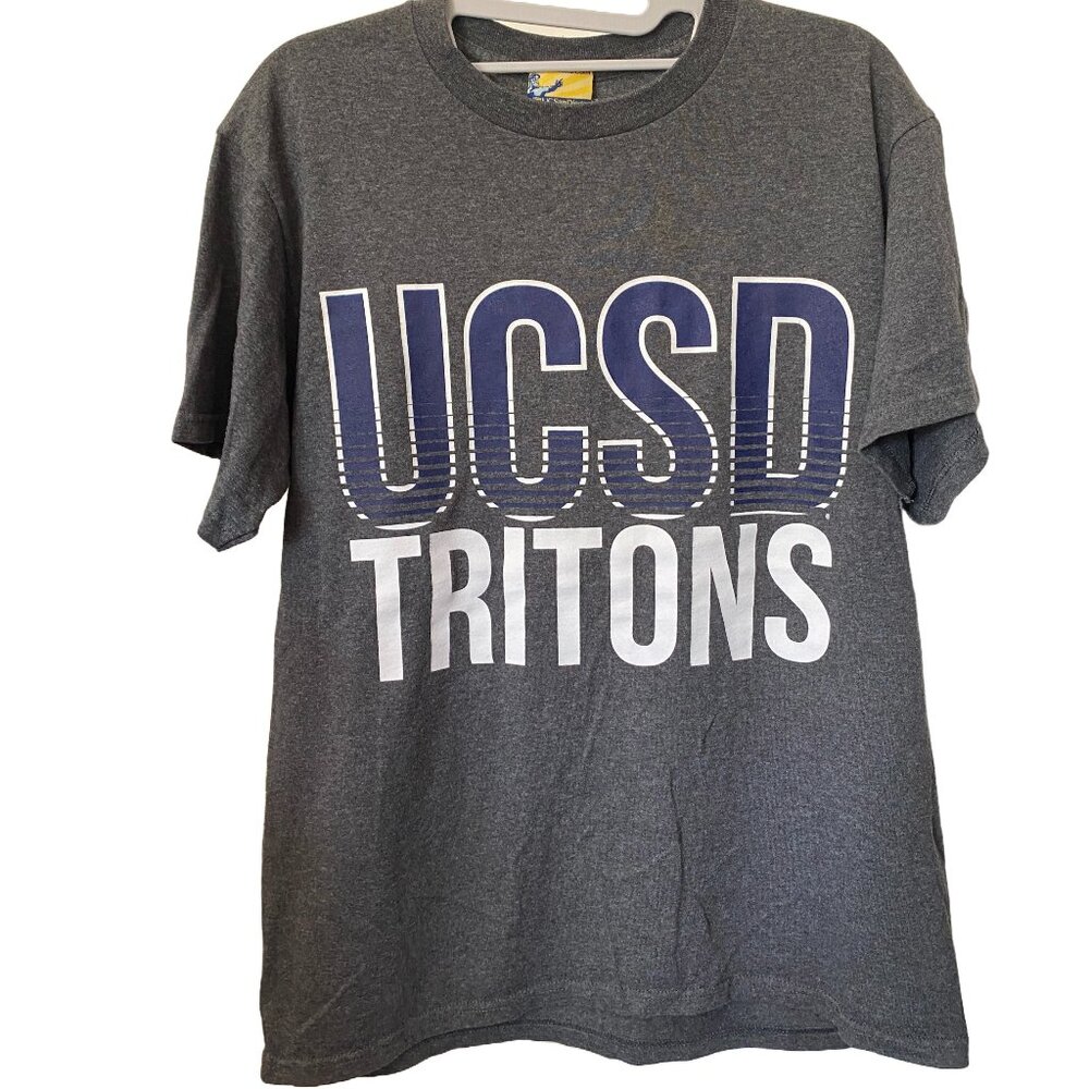 UCSD University of California San Diego Tritons Exclusive Tee Shirt, Medium